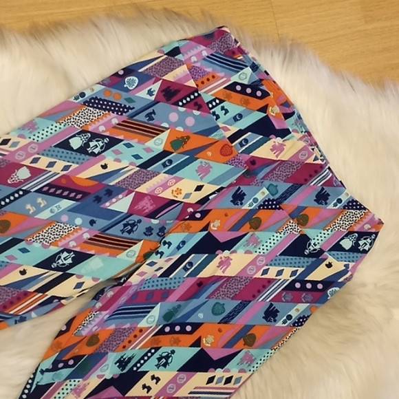 Disney LLR Its a Small World Legging-Purple & Orange Mix-#1441 - Picture 4 of 9